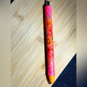Resin pen